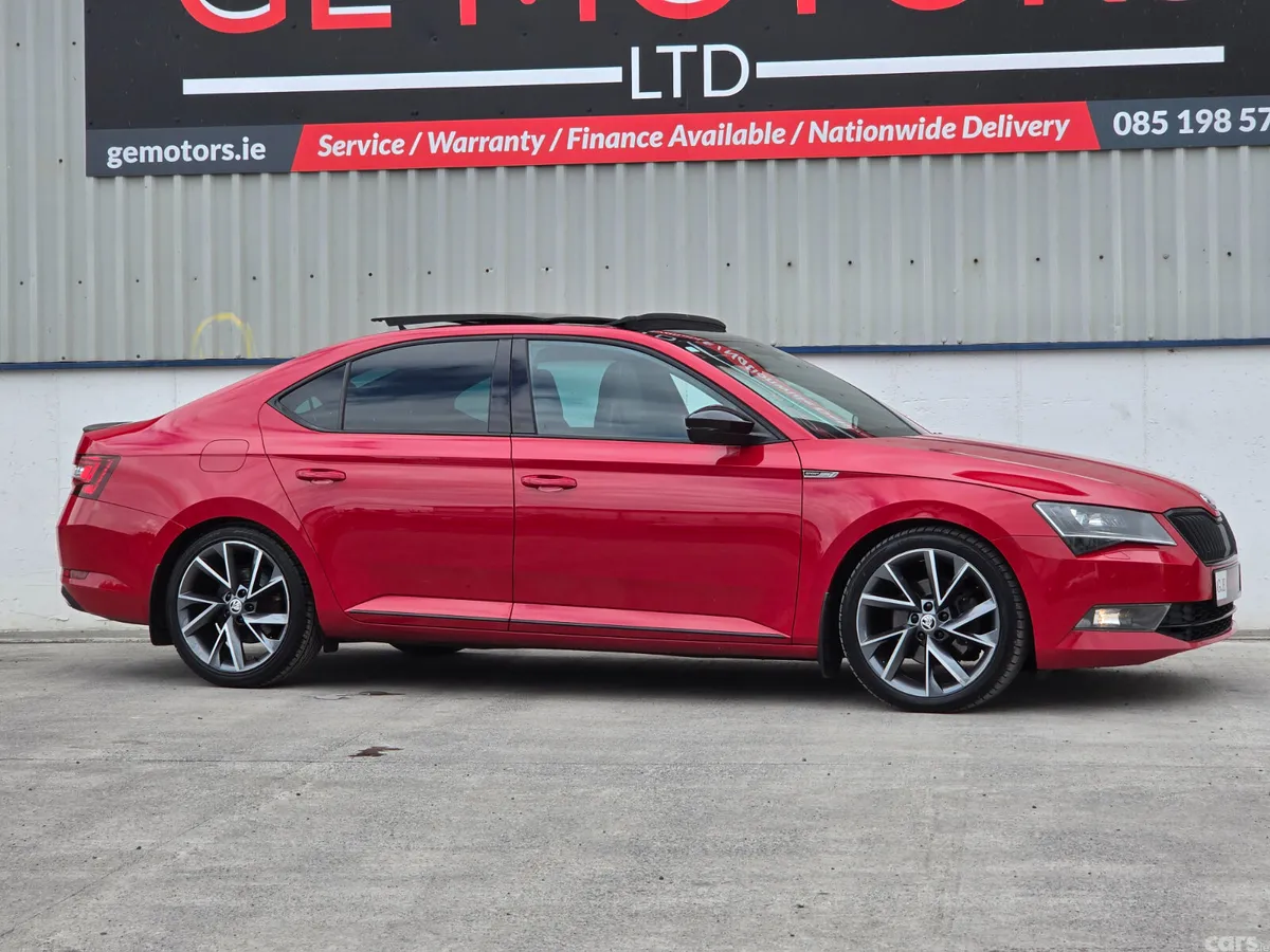 Skoda Superb Saloon, Diesel, 2019, Red
