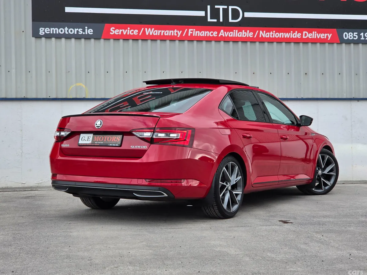 Skoda Superb Saloon, Diesel, 2019, Red