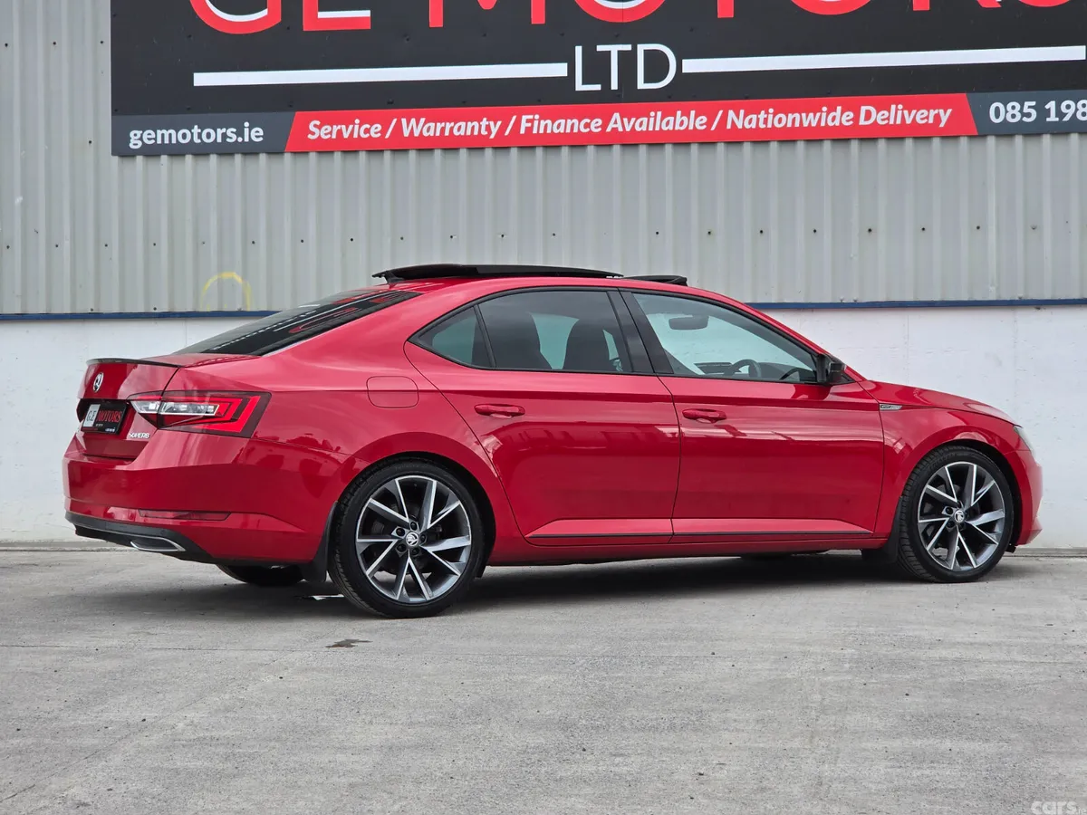 Skoda Superb Saloon, Diesel, 2019, Red