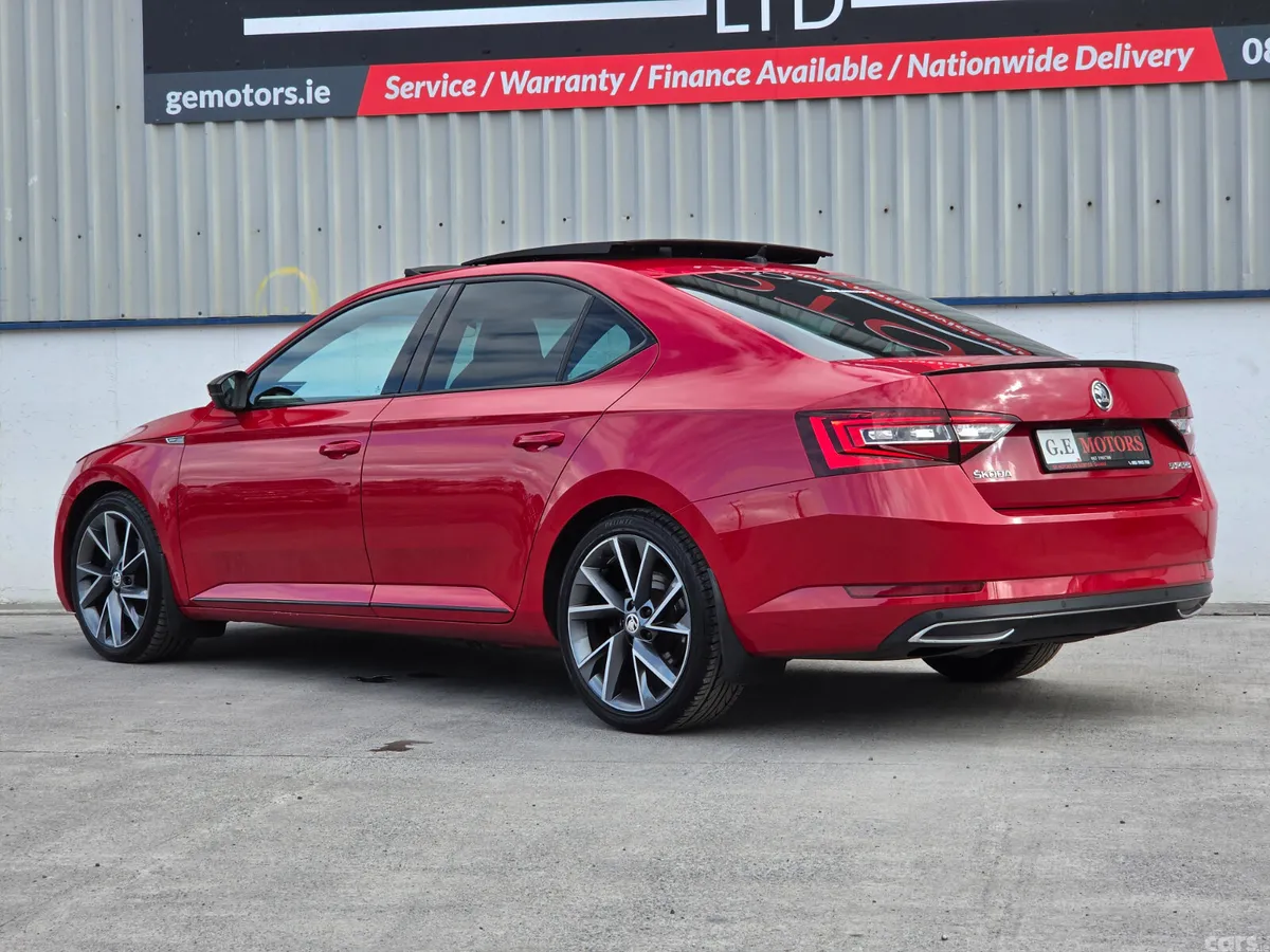 Skoda Superb Saloon, Diesel, 2019, Red