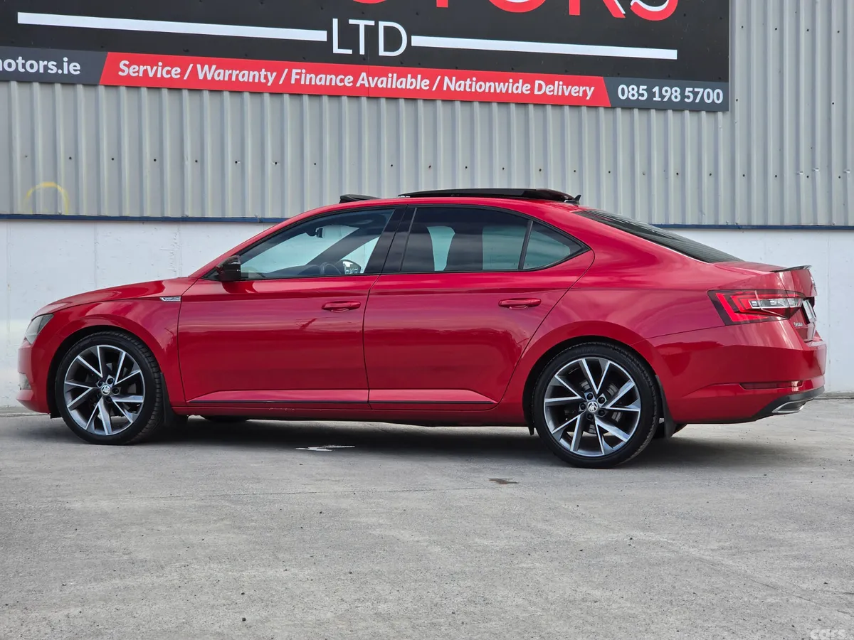 Skoda Superb Saloon, Diesel, 2019, Red