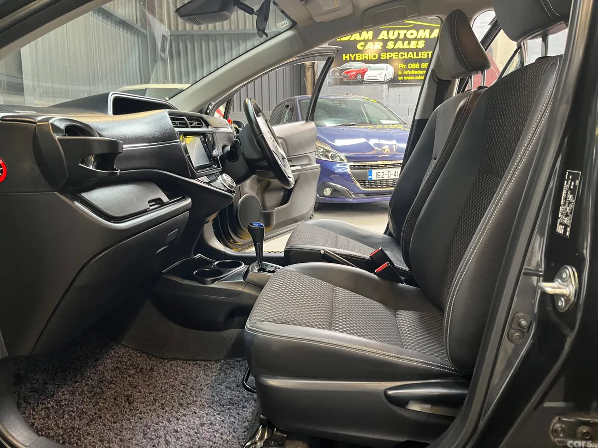 Toyota Aqua Hatchback, Petrol Hybrid, 2016, Black