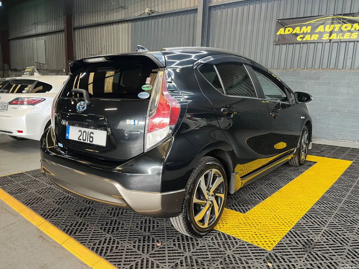 Toyota Aqua Hatchback, Petrol Hybrid, 2016, Black