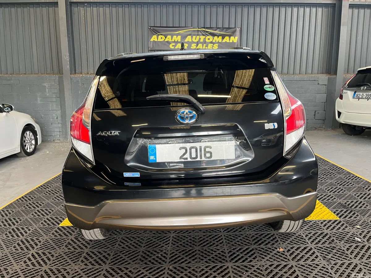 Toyota Aqua Hatchback, Petrol Hybrid, 2016, Black