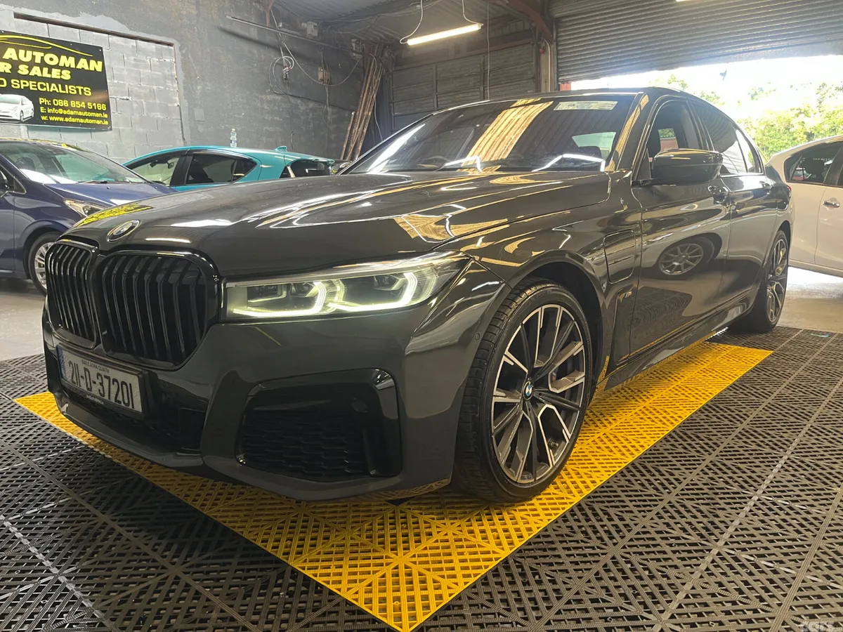 BMW 7-Series Saloon, Petrol Plug-in Hybrid, 2021, Grey