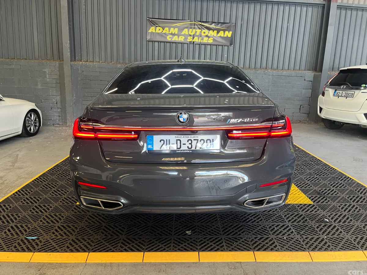 BMW 7-Series Saloon, Petrol Plug-in Hybrid, 2021, Grey