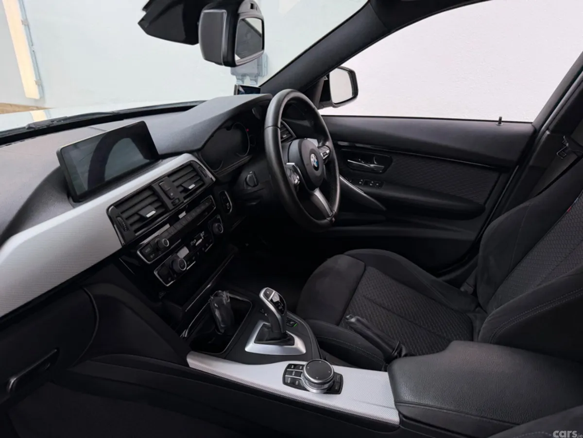 BMW 3-Series Saloon, Diesel, 2017, White