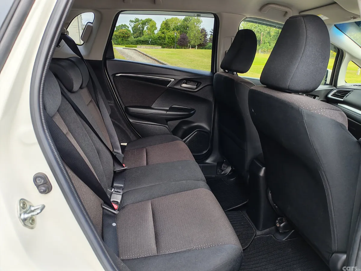 Honda Fit Hatchback, Petrol Hybrid, 2017, White