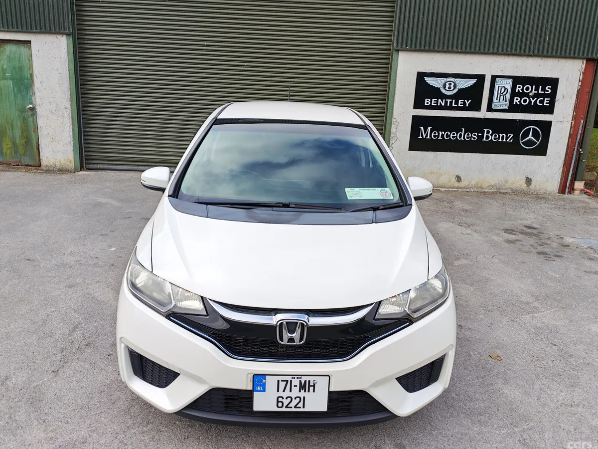 Honda Fit Hatchback, Petrol Hybrid, 2017, White