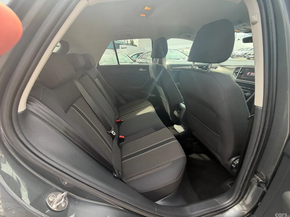 Volkswagen T-Roc SUV, Diesel, 2019, Grey