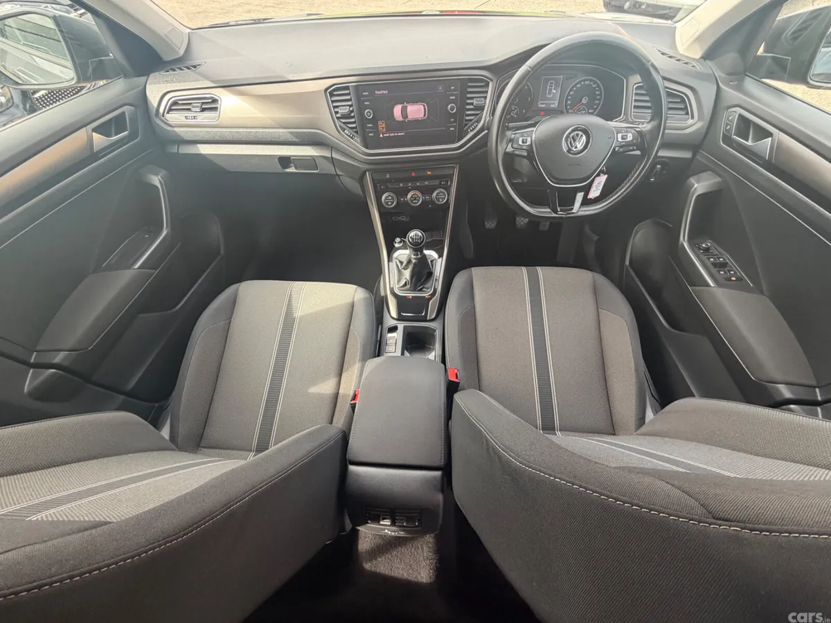 Volkswagen T-Roc SUV, Diesel, 2019, Grey
