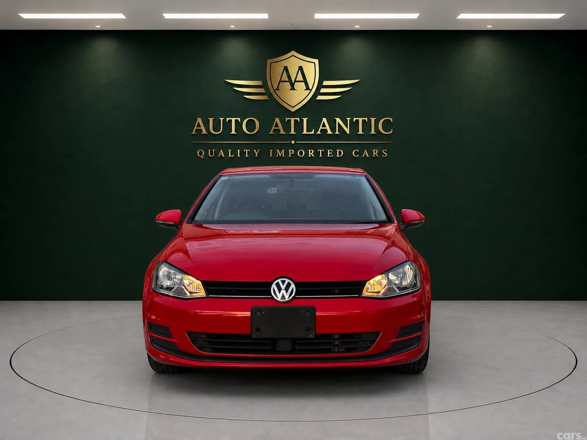 Volkswagen Golf Hatchback, Petrol, 2014, Red