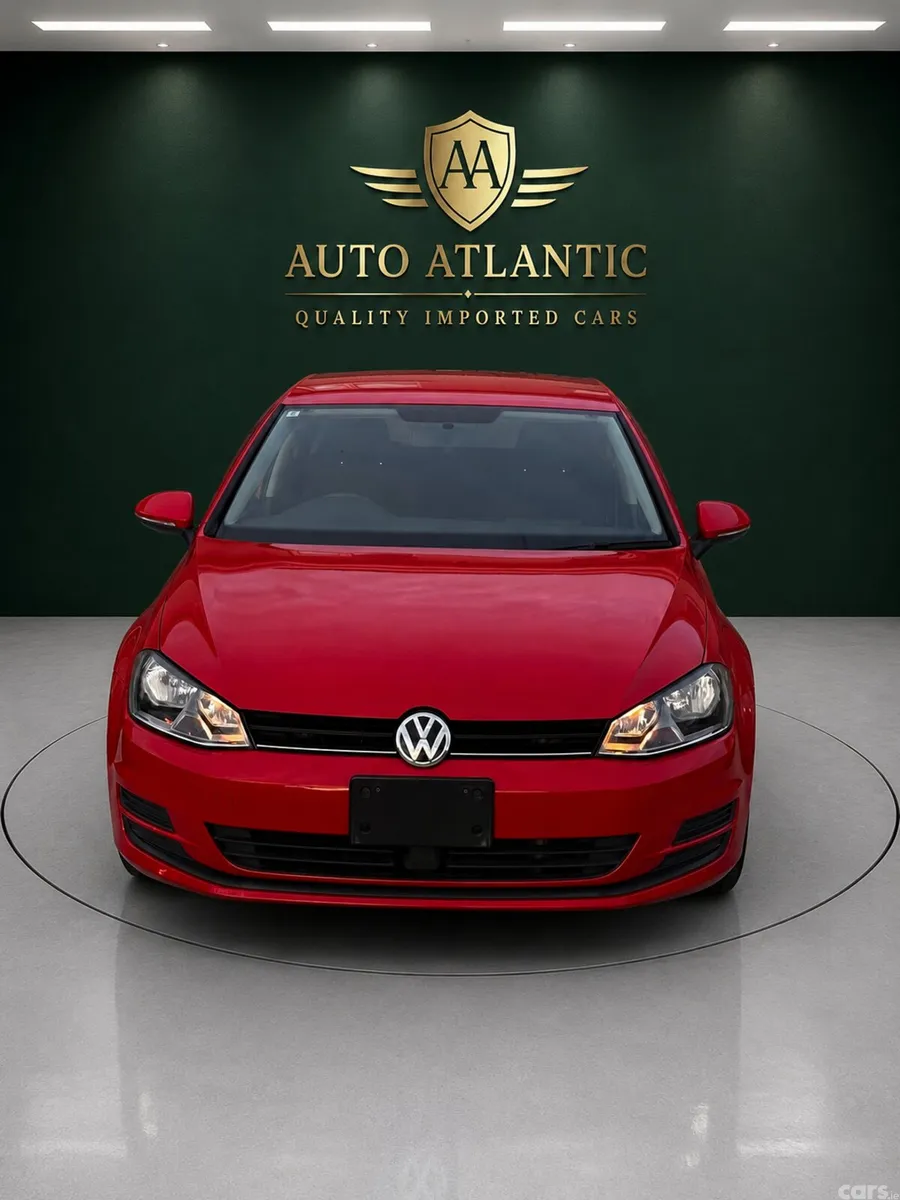 Volkswagen Golf Hatchback, Petrol, 2014, Red