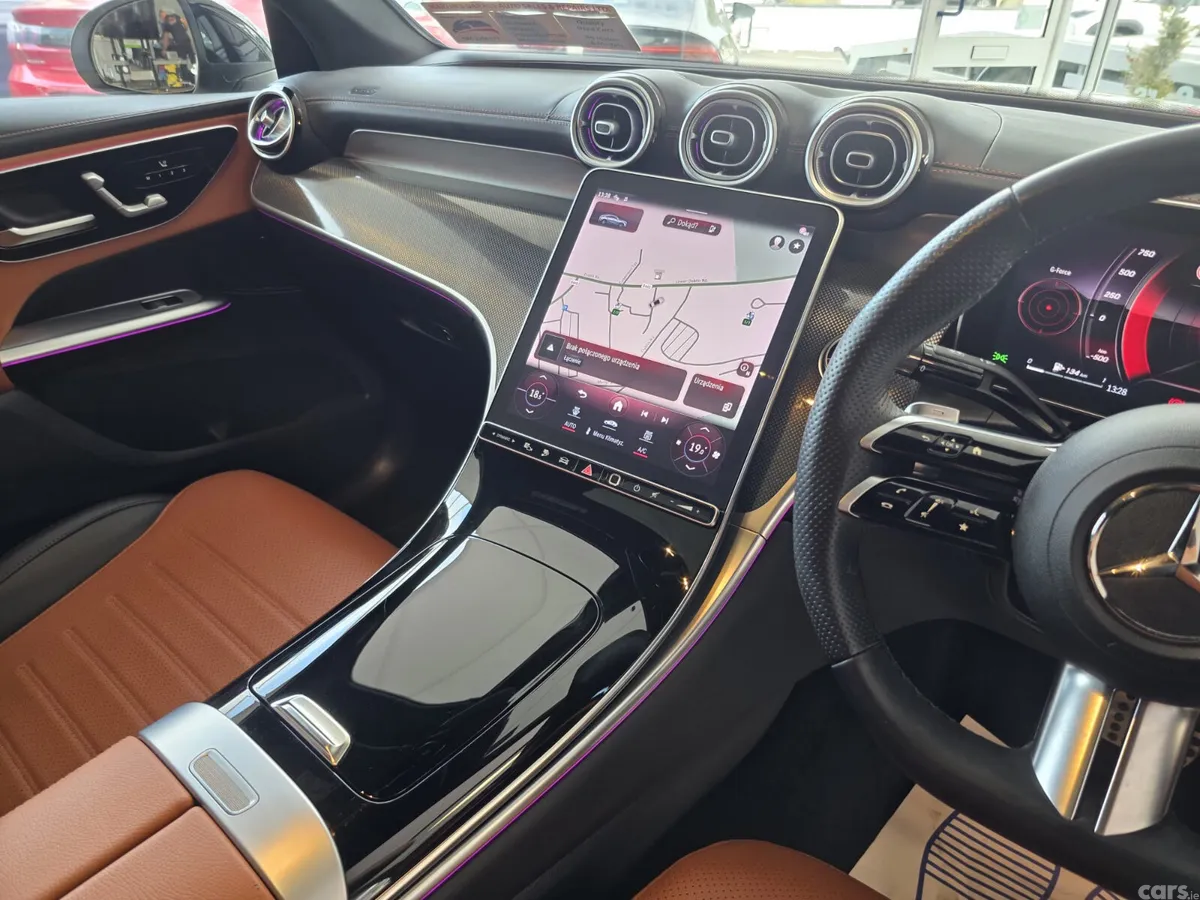 Mercedes-Benz GLC SUV, Diesel Plug-in Hybrid, 2023, White