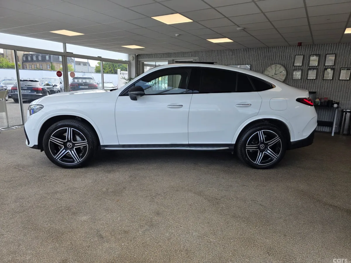 Mercedes-Benz GLC SUV, Diesel Plug-in Hybrid, 2023, White