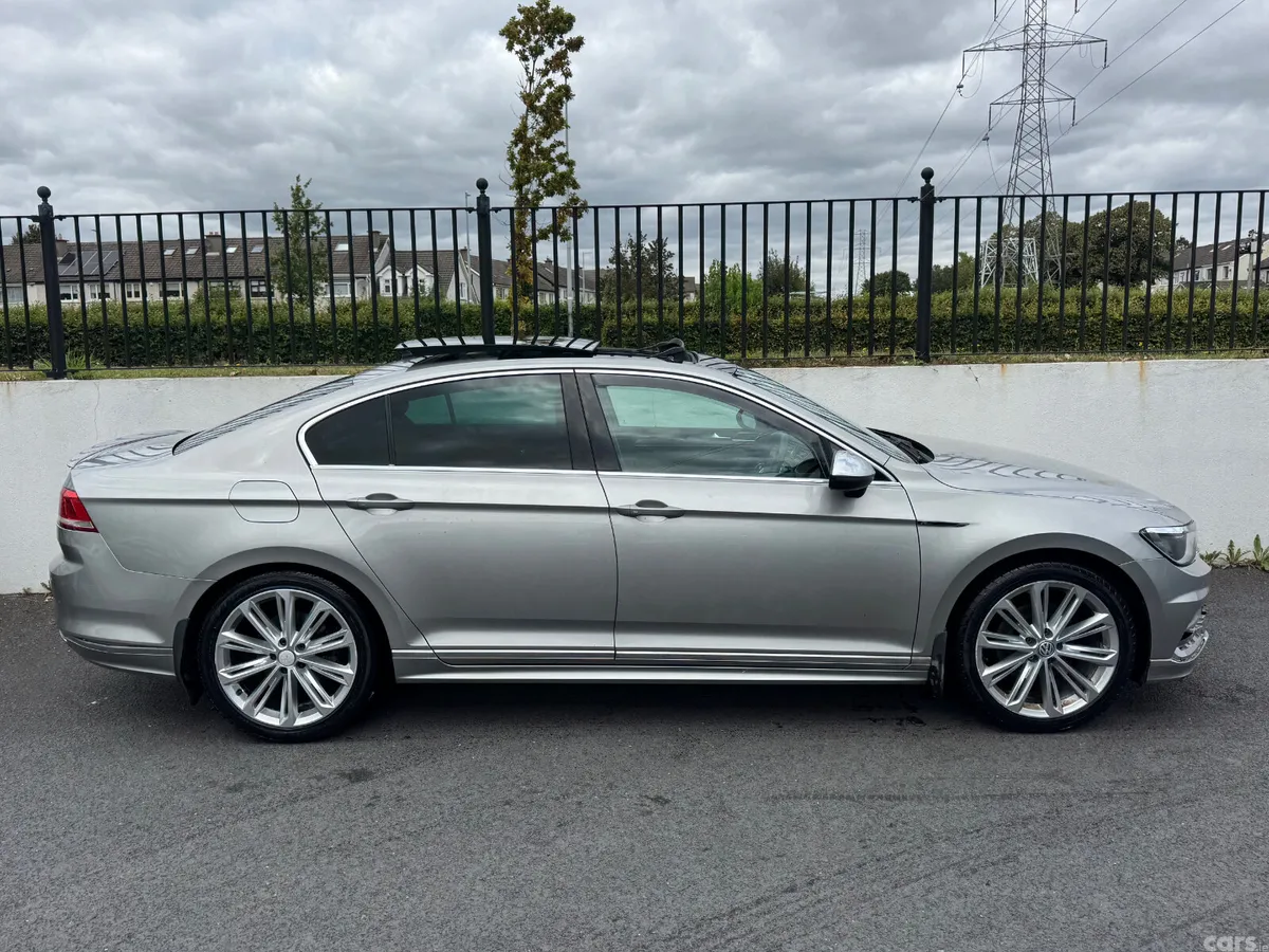 Volkswagen Passat Saloon, Diesel, 2017, Silver