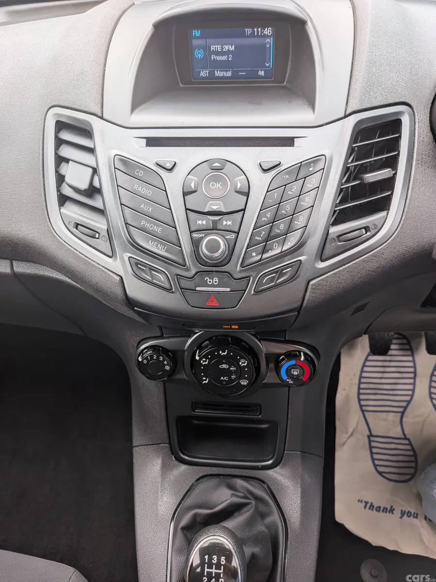 Ford Fiesta Hatchback, Petrol, 2017, Blue