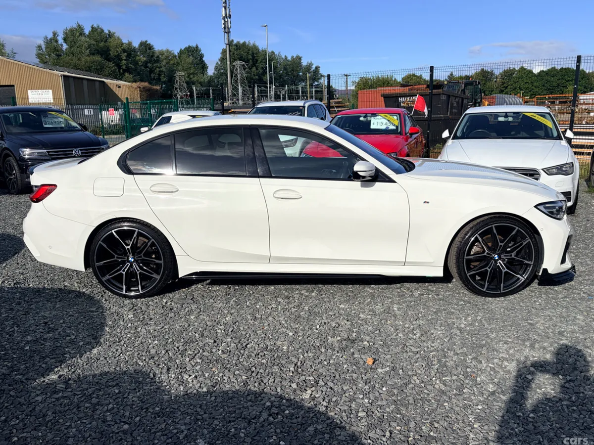 BMW 3-Series Saloon, Diesel, 2019, White