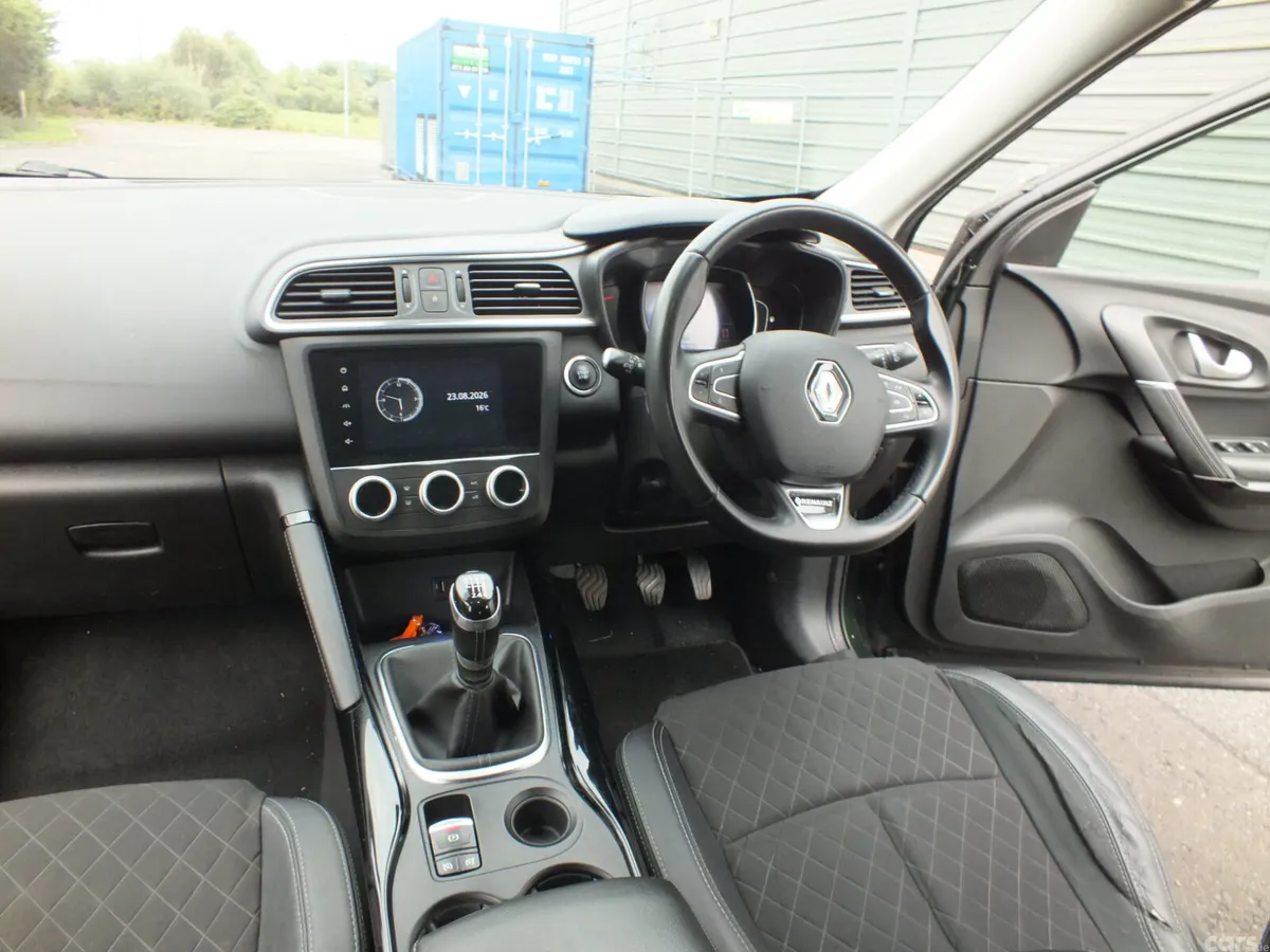 Renault Kadjar SUV, Diesel, 2019, Green