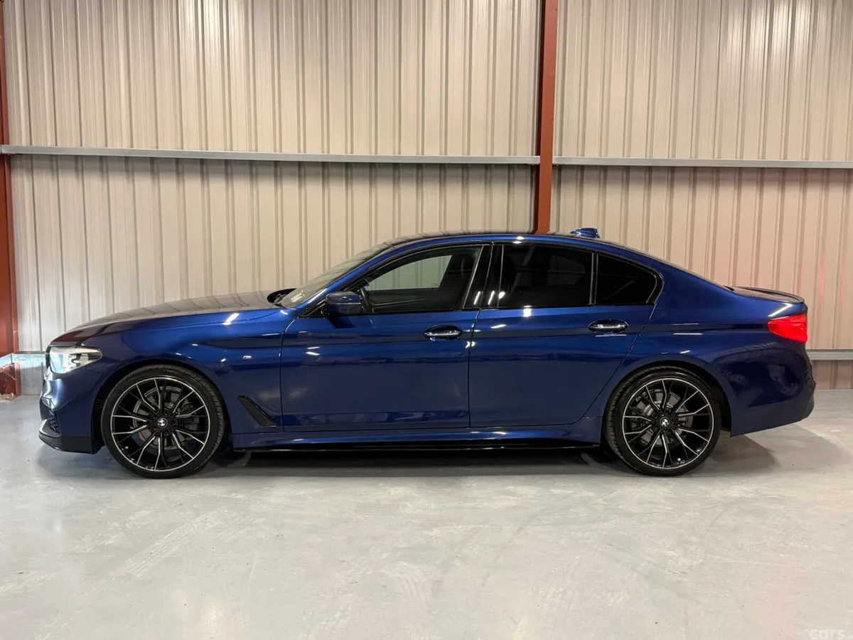 BMW 5-Series Saloon, Diesel, 2017, Blue