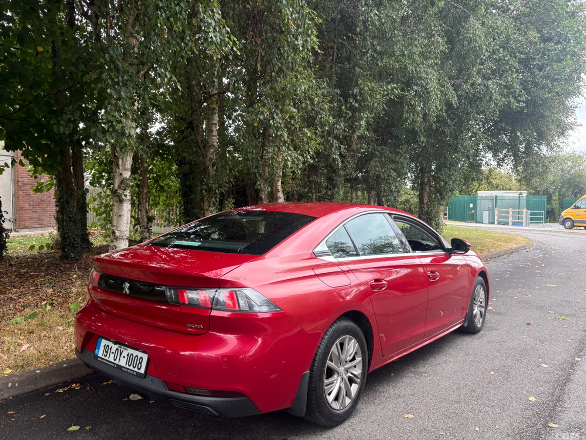 Peugeot 508 Hatchback, Diesel, 2019, Red