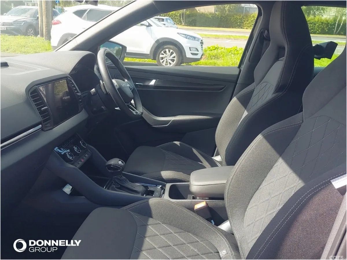 Skoda Karoq Estate, Petrol, 2025, Black