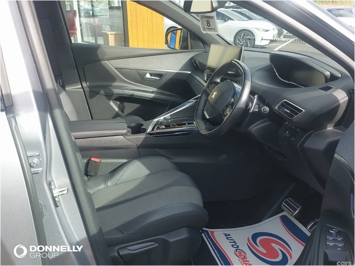 Peugeot 5008 Estate, Diesel, 2023, Grey