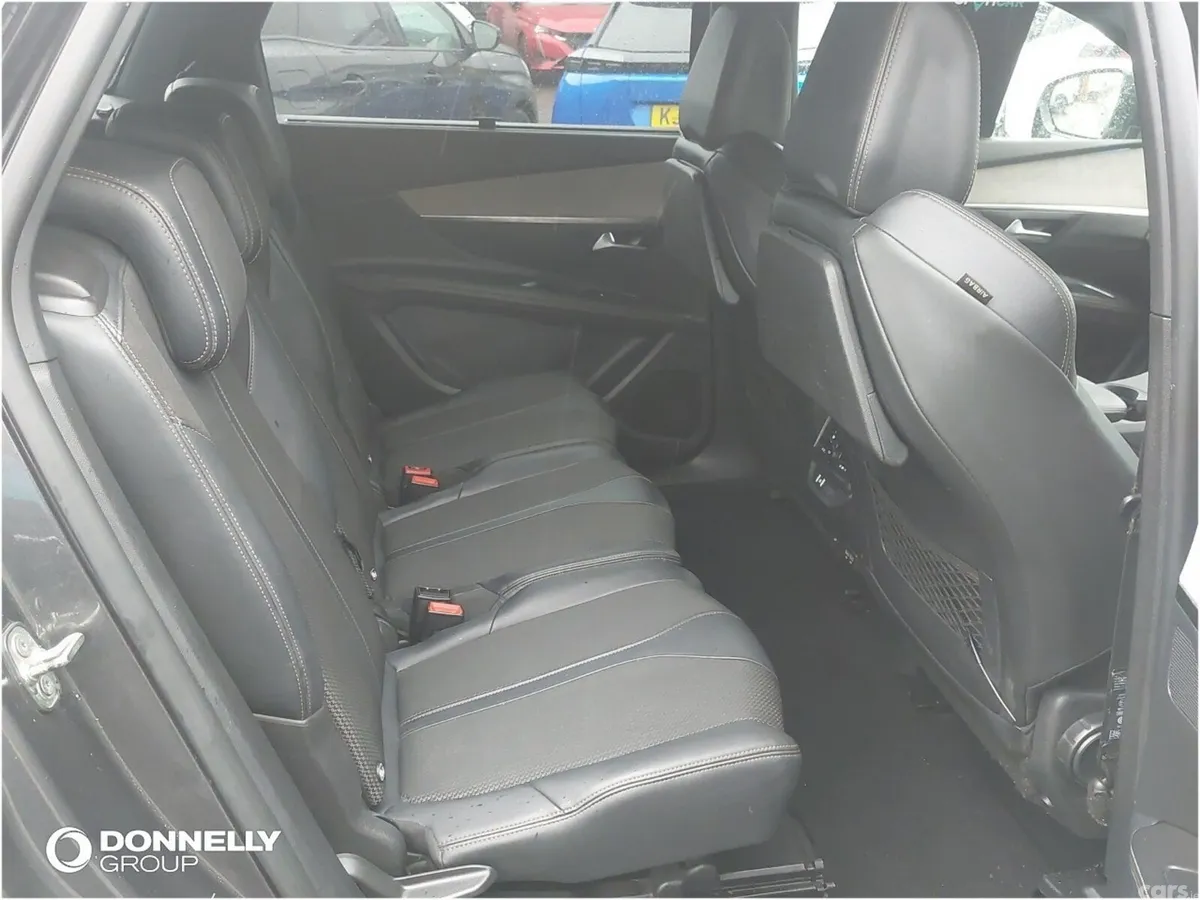 Peugeot 5008 Estate, Diesel, 2022, Grey