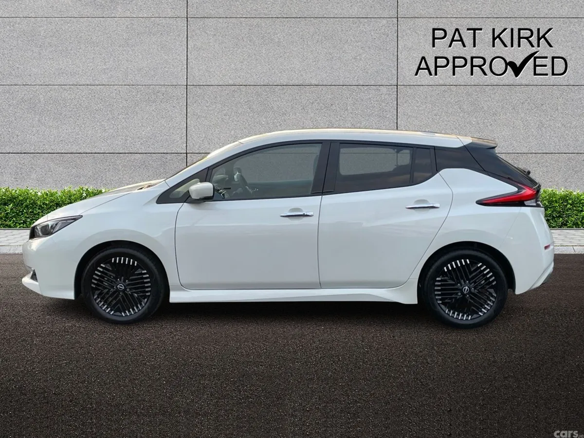 Nissan Leaf Hatchback, Electric, 2024, White