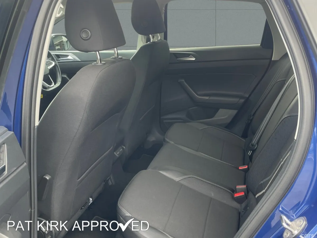 Volkswagen Taigo Hatchback, Petrol, 2023, Blue
