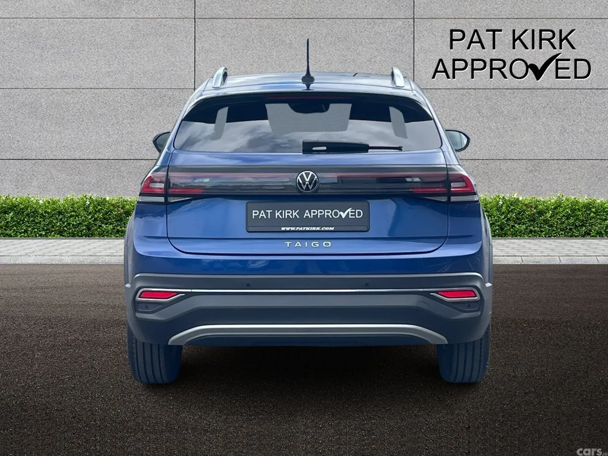 Volkswagen Taigo Hatchback, Petrol, 2023, Blue