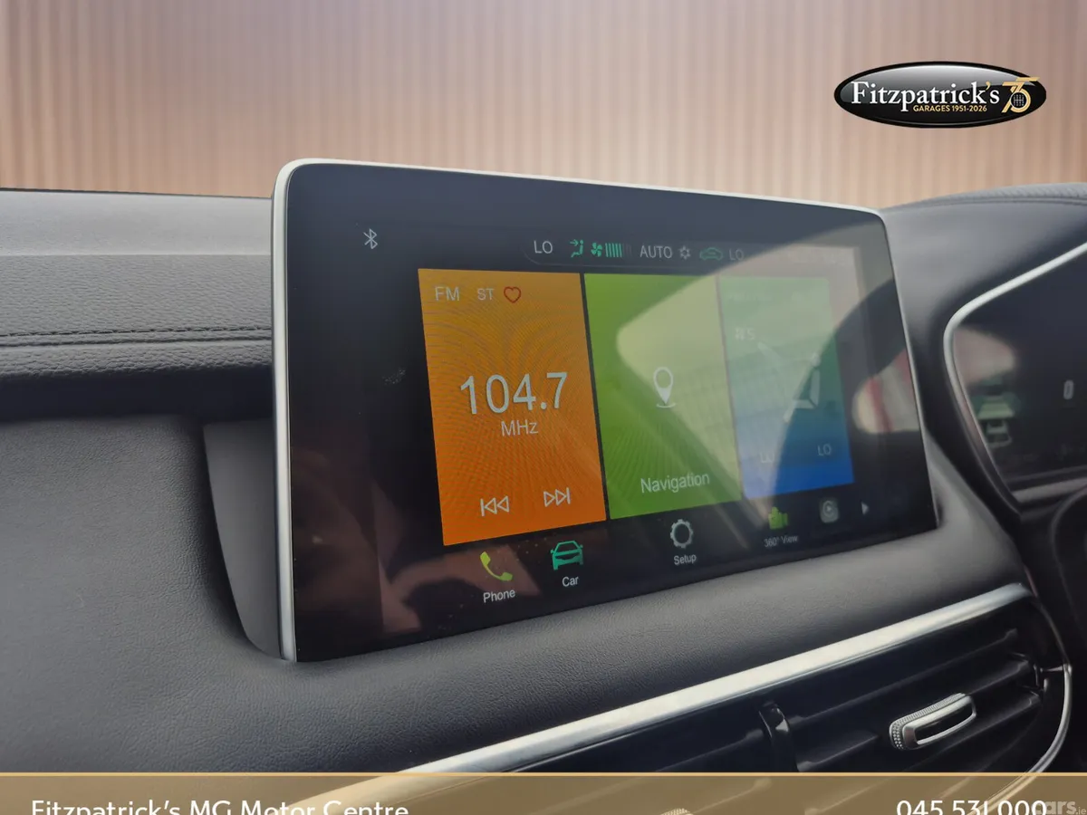 MG HS Hatchback, Petrol Plug-in Hybrid, 2023, White