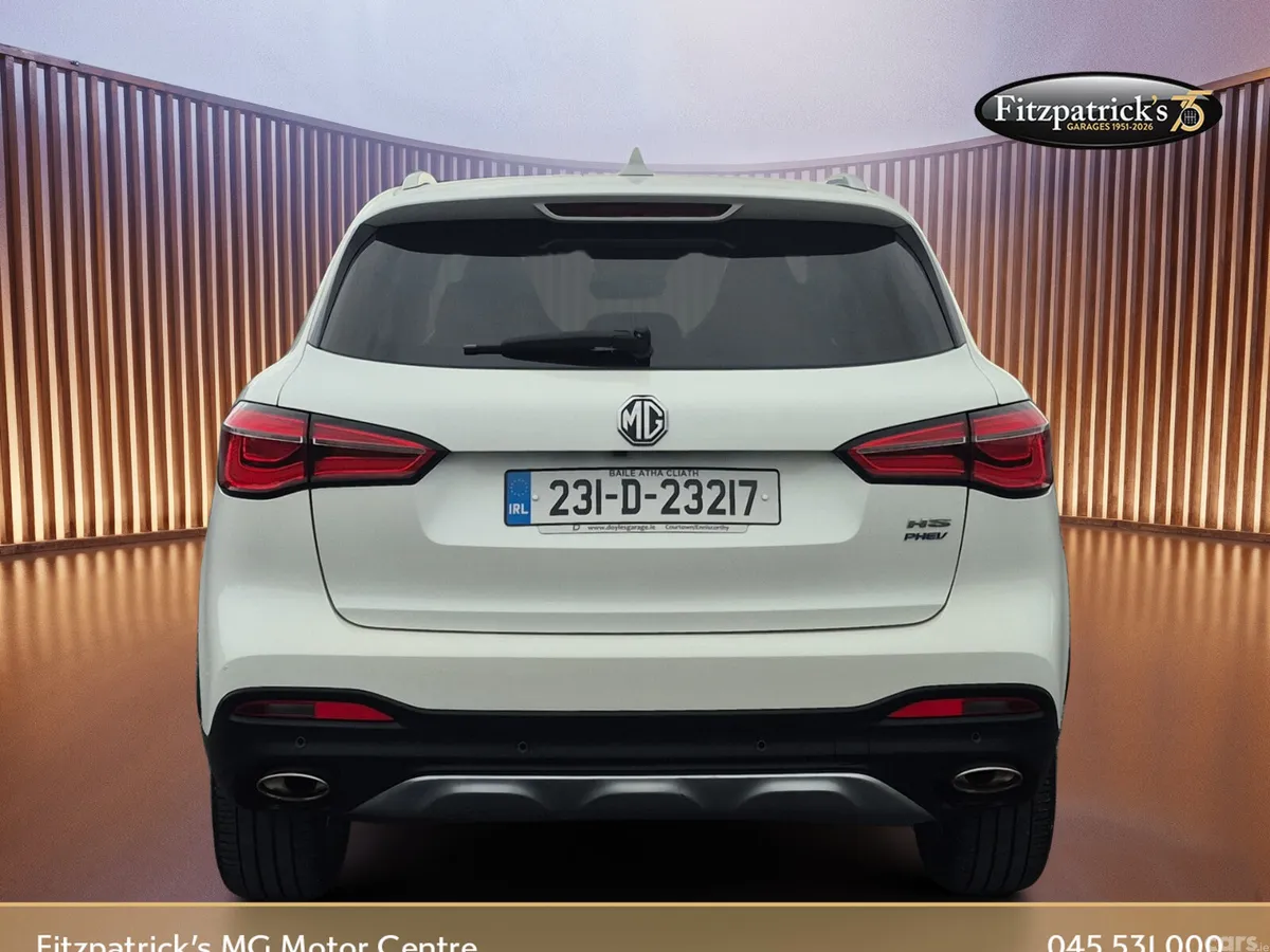 MG HS Hatchback, Petrol Plug-in Hybrid, 2023, White