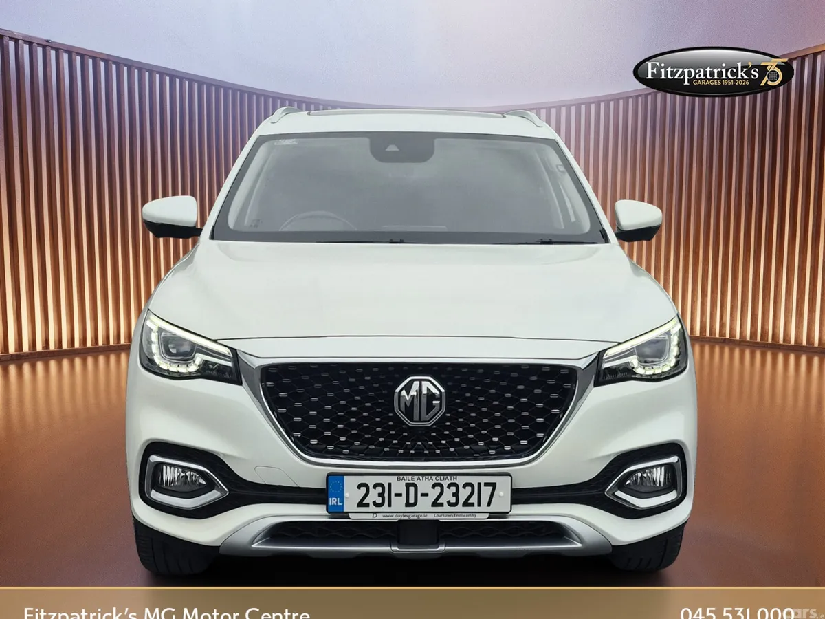 MG HS Hatchback, Petrol Plug-in Hybrid, 2023, White