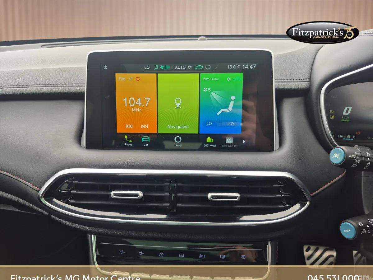 MG HS Hatchback, Petrol Plug-in Hybrid, 2023, White