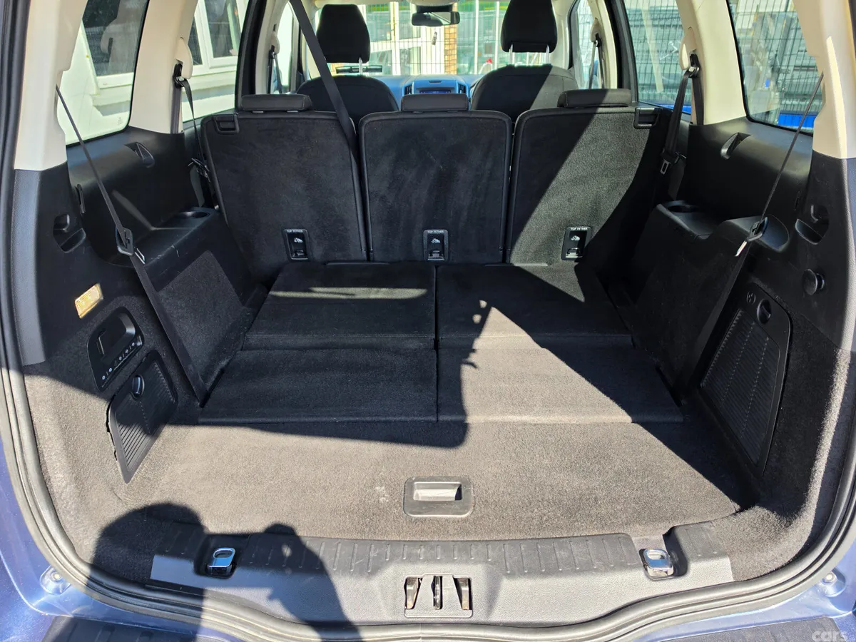 Ford Galaxy MPV, Diesel, 2020, Blue