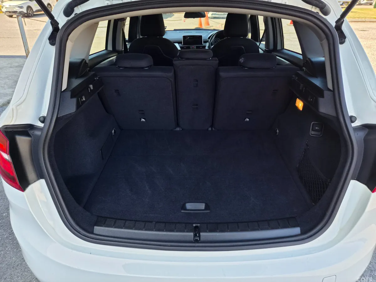 BMW 2-Series Hatchback, Diesel, 2017, White