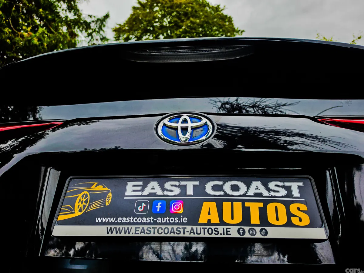 Toyota Prius Saloon, Petrol Hybrid, 2020, Black