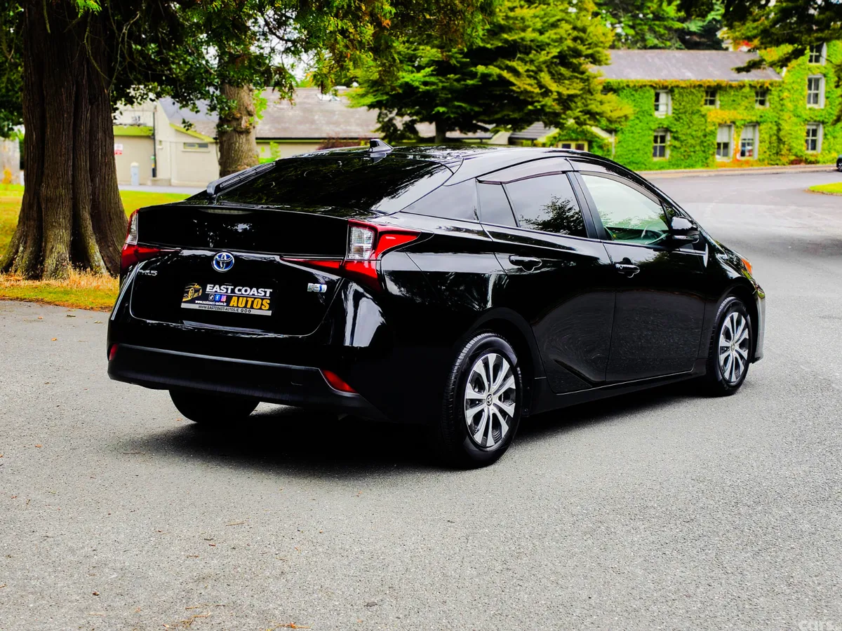 Toyota Prius Saloon, Petrol Hybrid, 2020, Black