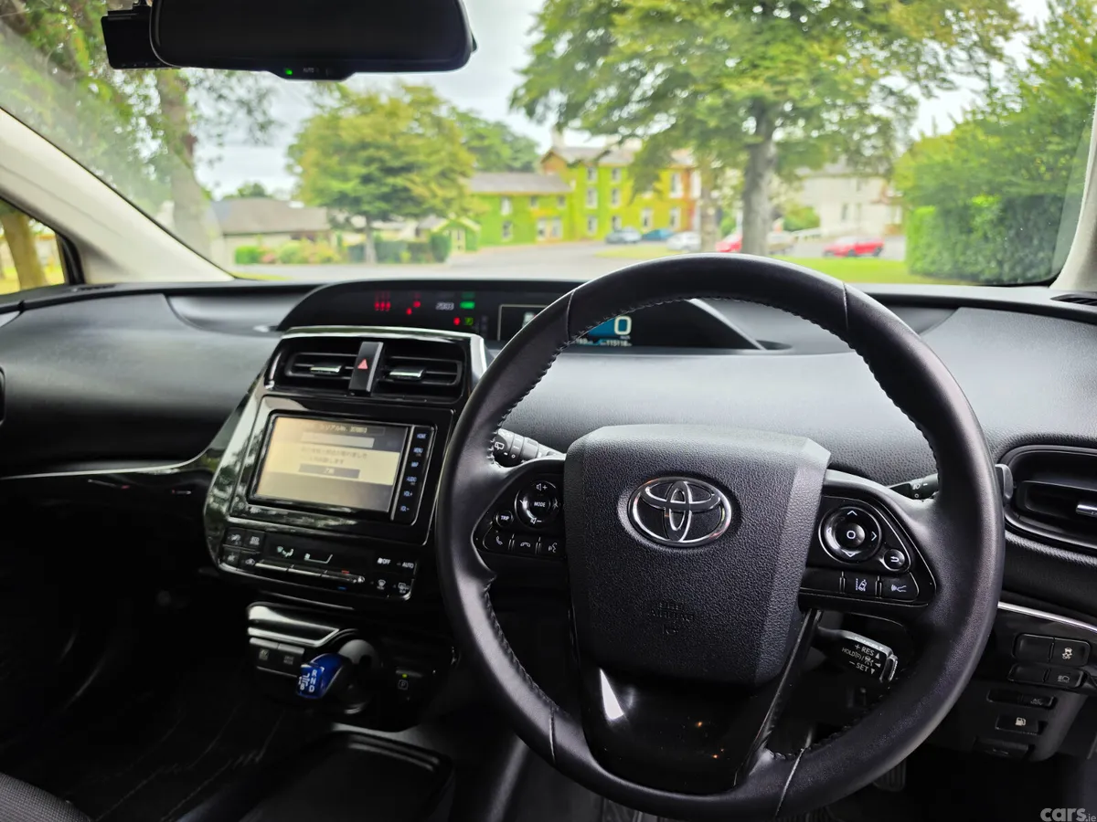 Toyota Prius Saloon, Petrol Hybrid, 2020, Black