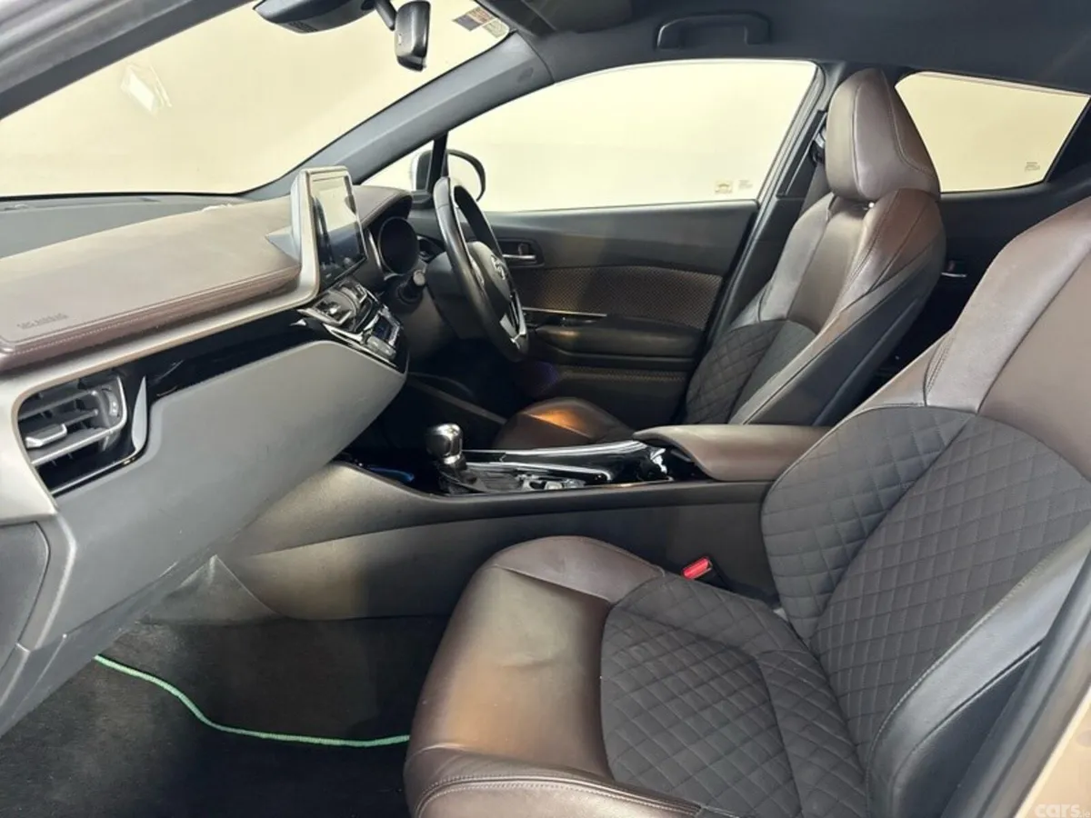 Toyota C-HR SUV, Petrol Hybrid, 2017, Grey