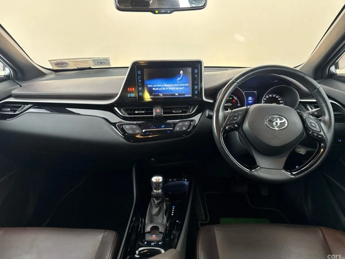 Toyota C-HR SUV, Petrol Hybrid, 2017, Grey