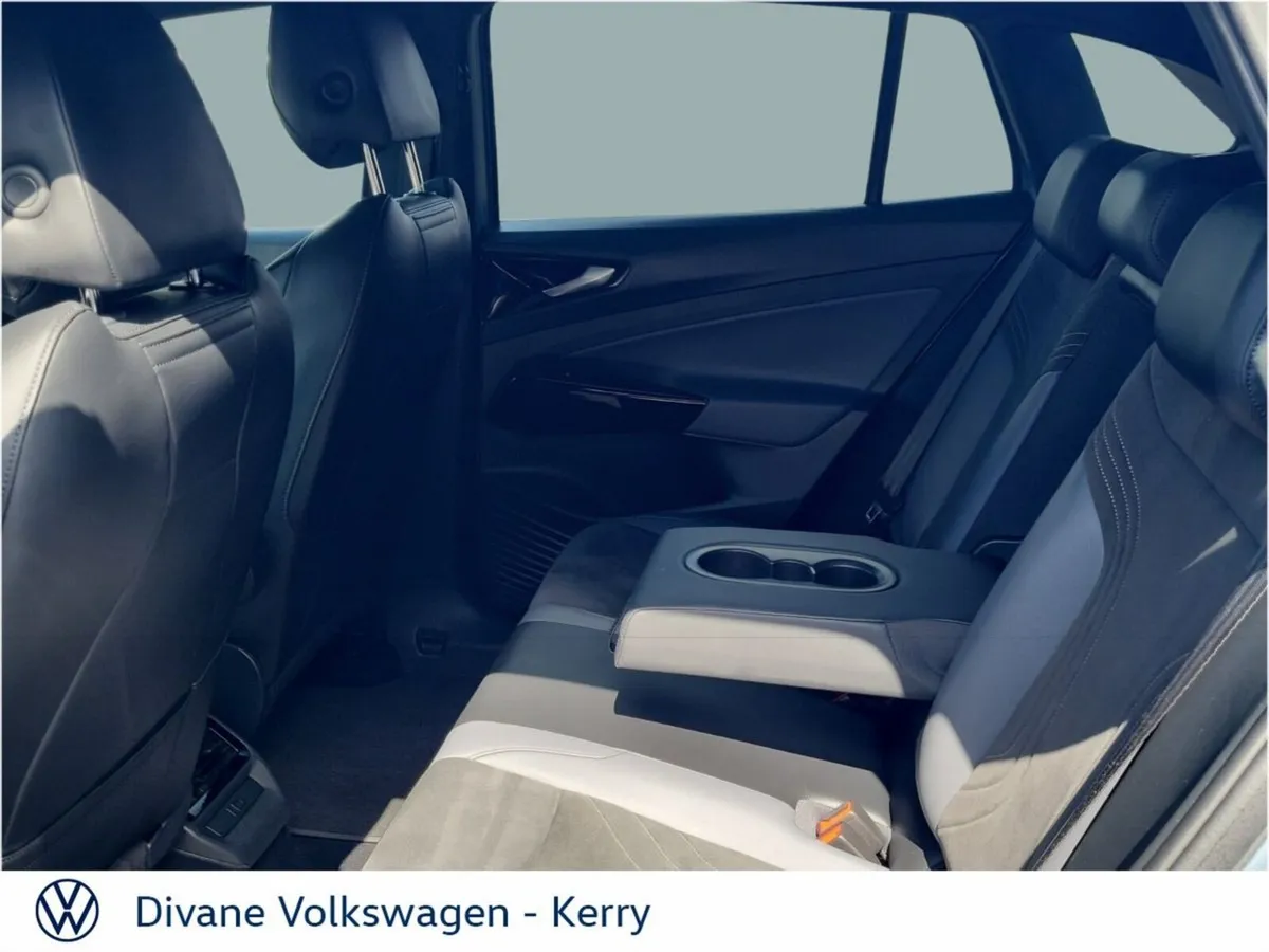 Volkswagen ID.4 SUV, Electric, 2022, Blue