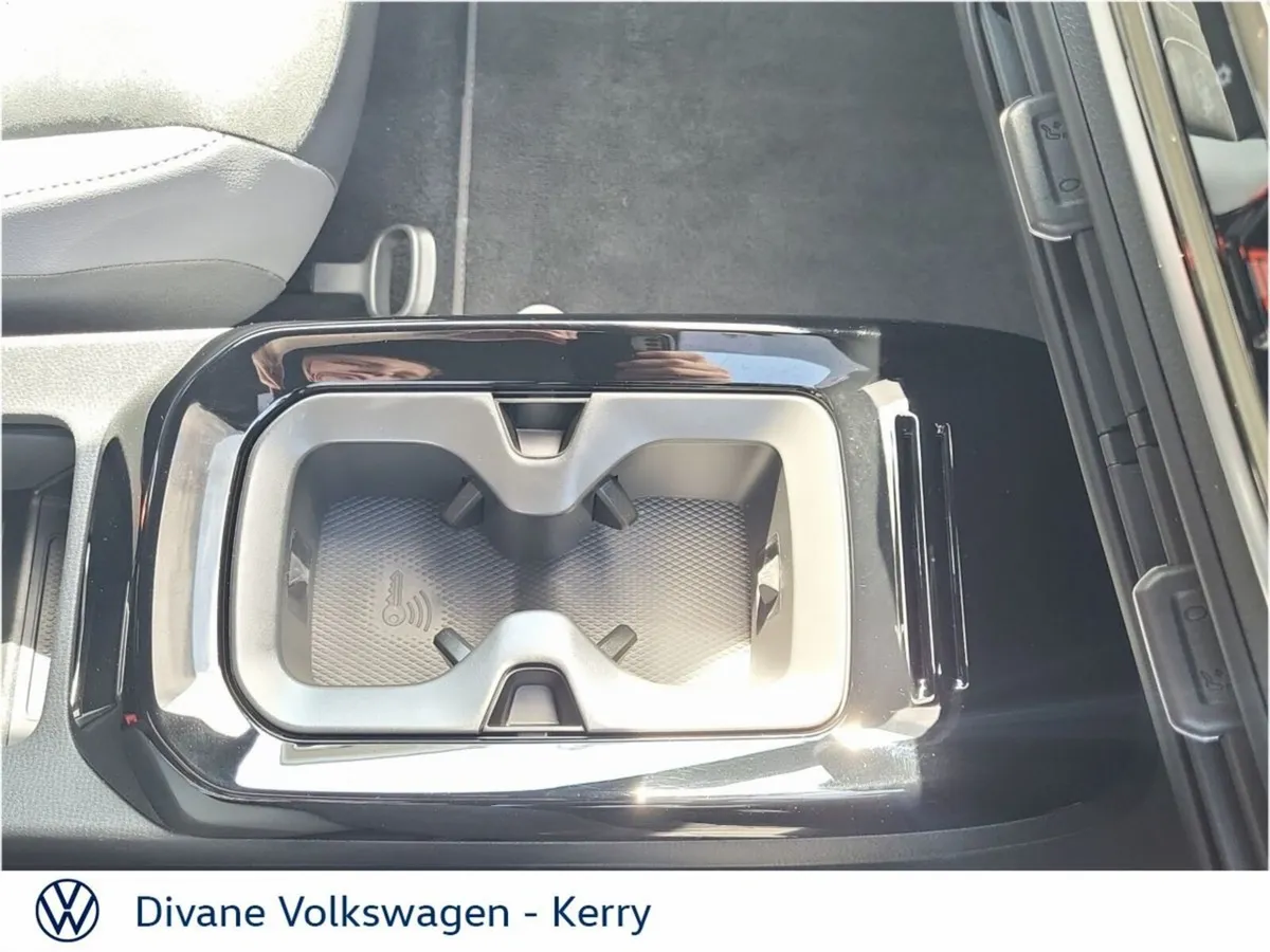 Volkswagen ID.4 SUV, Electric, 2022, Blue
