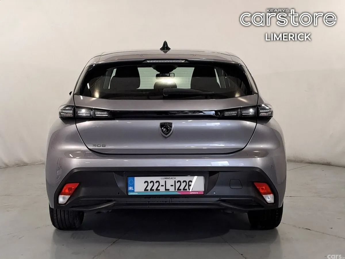 Peugeot 308 Hatchback, Petrol, 2022, Grey