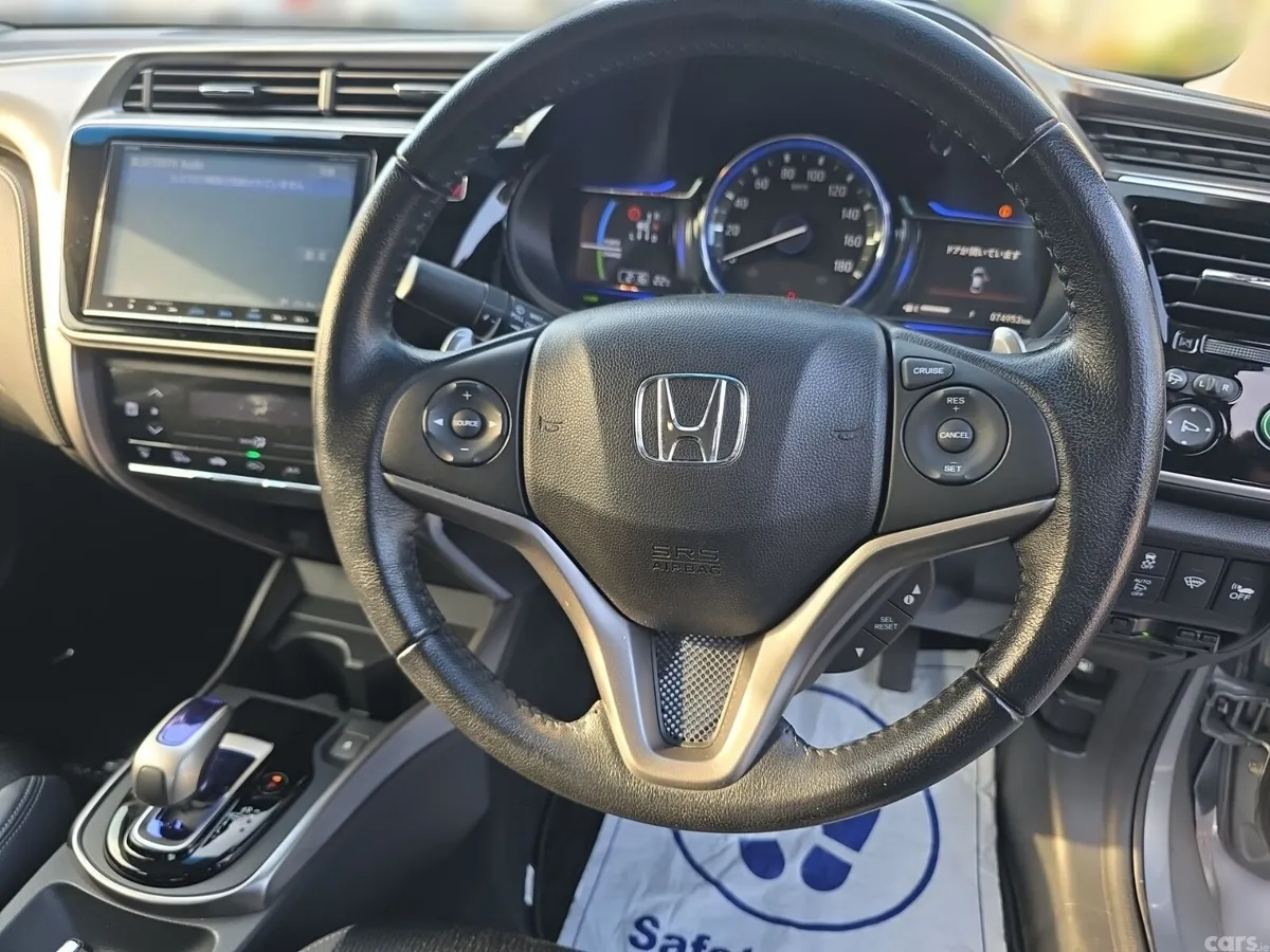 Honda Grace Saloon, Petrol Hybrid, 2016, Grey