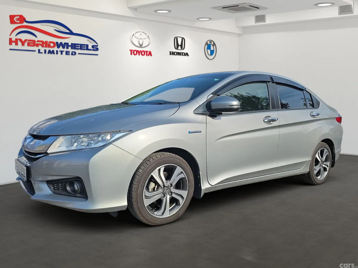 Honda Grace Saloon, Petrol Hybrid, 2016, Grey