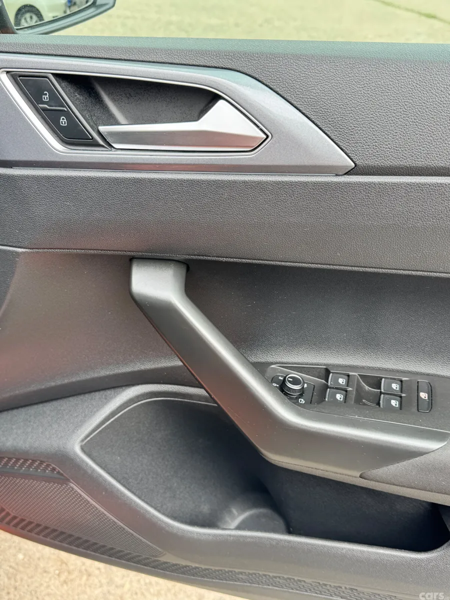 Volkswagen Polo Hatchback, Petrol, 2018, Orange
