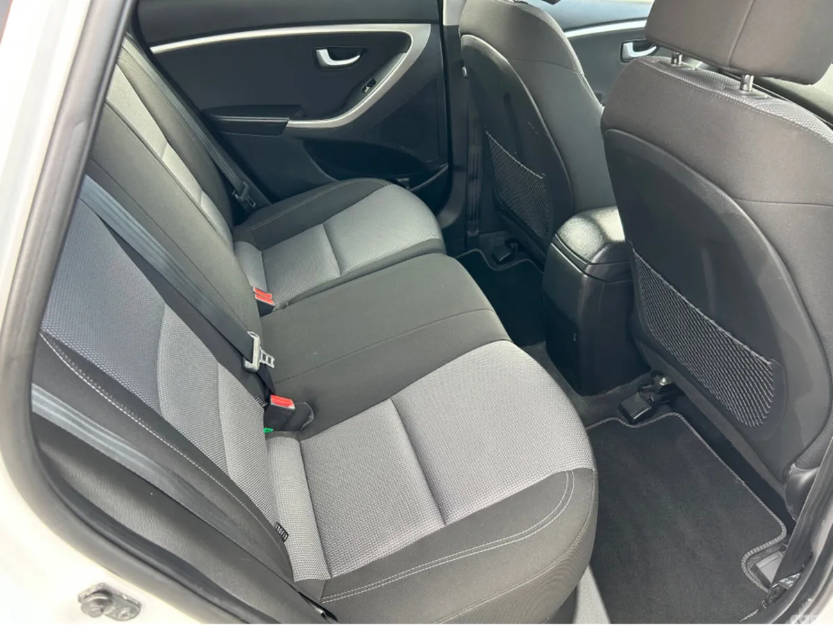Hyundai i30 Estate, Diesel, 2014, White