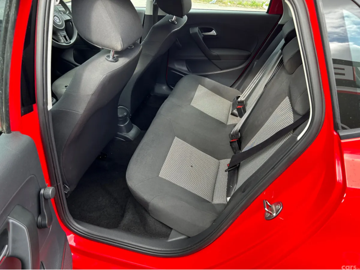 Volkswagen Polo Hatchback, Petrol, 2011, Red